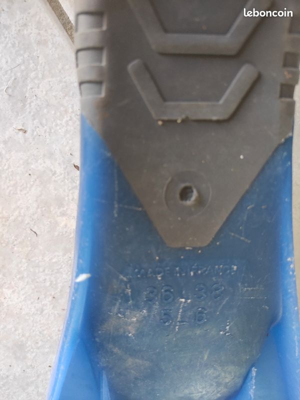 Vend paire de palmes Beuchat 36-38 (image 3)