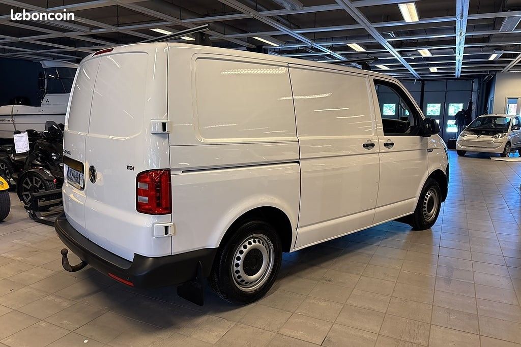Volkswagen TRANSPORTER T6 2L TDI 150CH DSG7 L1H1 SUIVI COMPLET VW chauffage auxiliaire+attelage (image 4)
