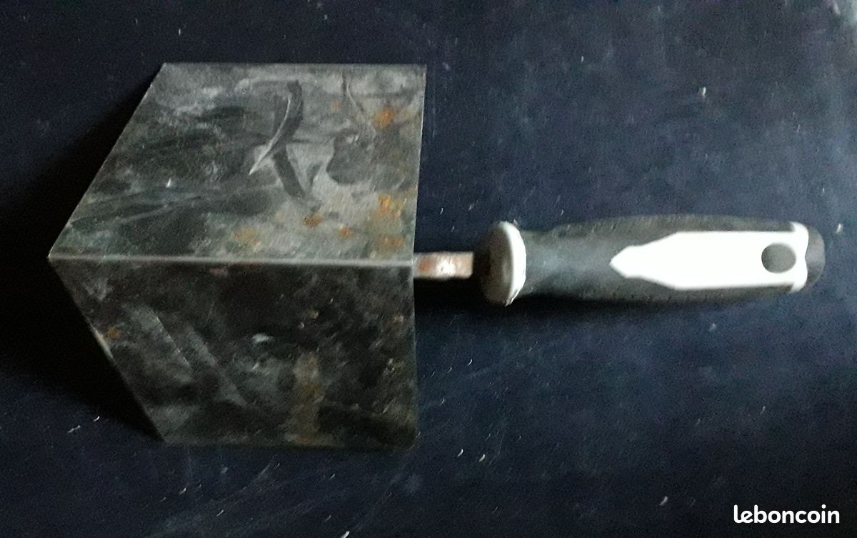 Truelle d'angle inox (image 2)