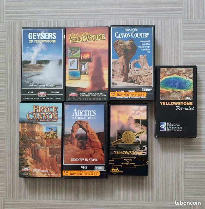 Lot 7 VHS National Park Monument Series (Holiday) in English only (image 1)