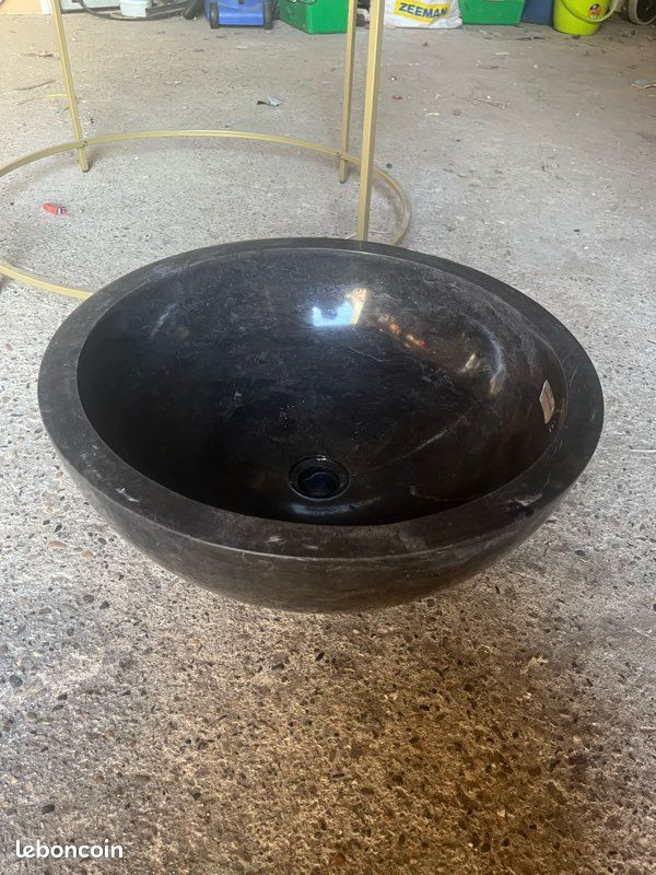 Lavabo (image 1)