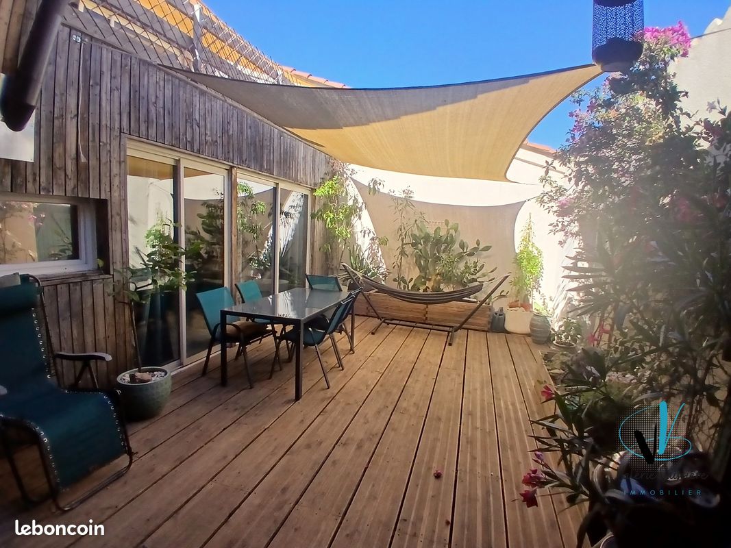 Maison 7 pièces 236 m² · à Roquefort-des-Corbières · 236 m² · 362 000 €