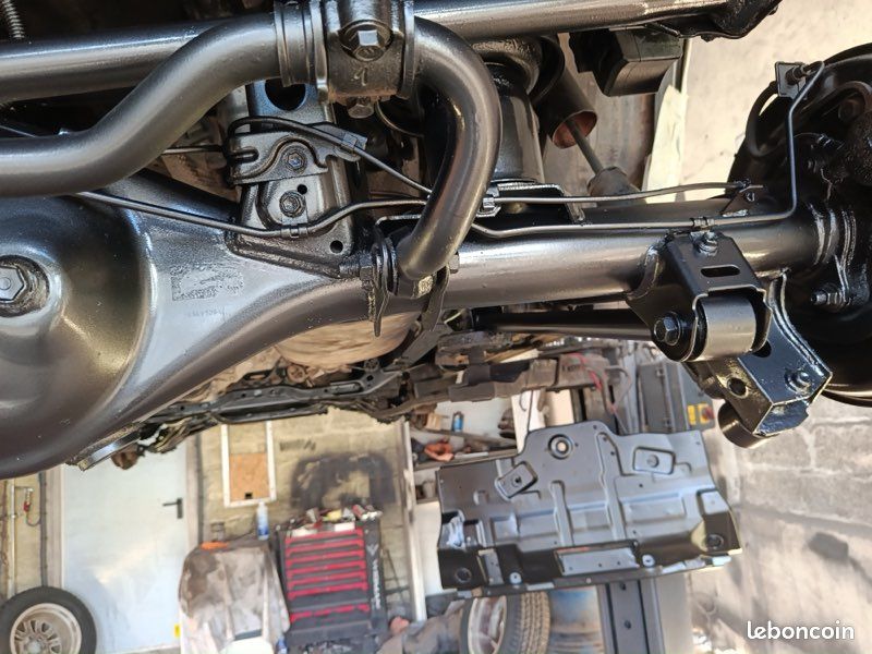 Toyota Land Cruiser KDJ 120 3,0 D4D 173ch BVA VIP (image 15)
