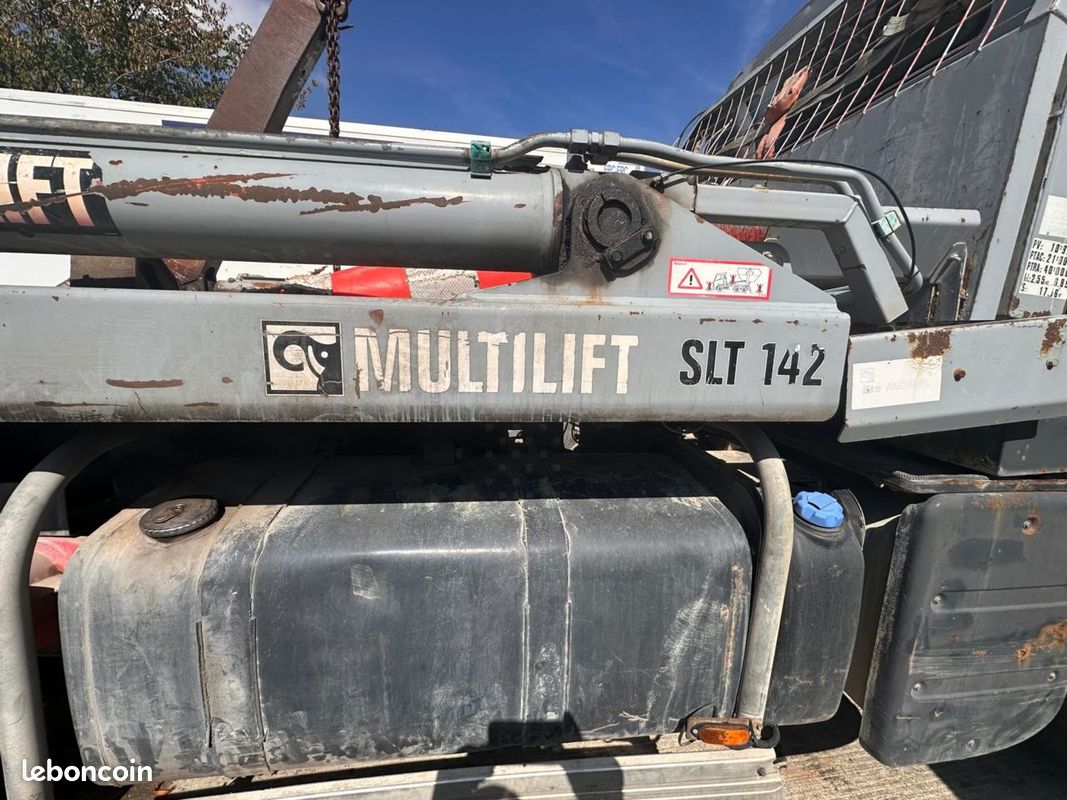 Renault Kerax 460 DXI 4x2 (image 3)