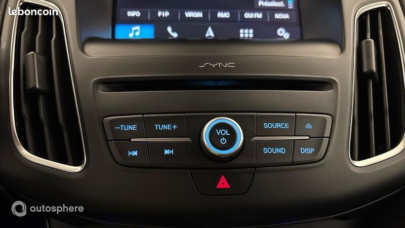 Ford Focus 1.5 TDCi 120ch Stop&Start Titanium PowerShift (image 27)