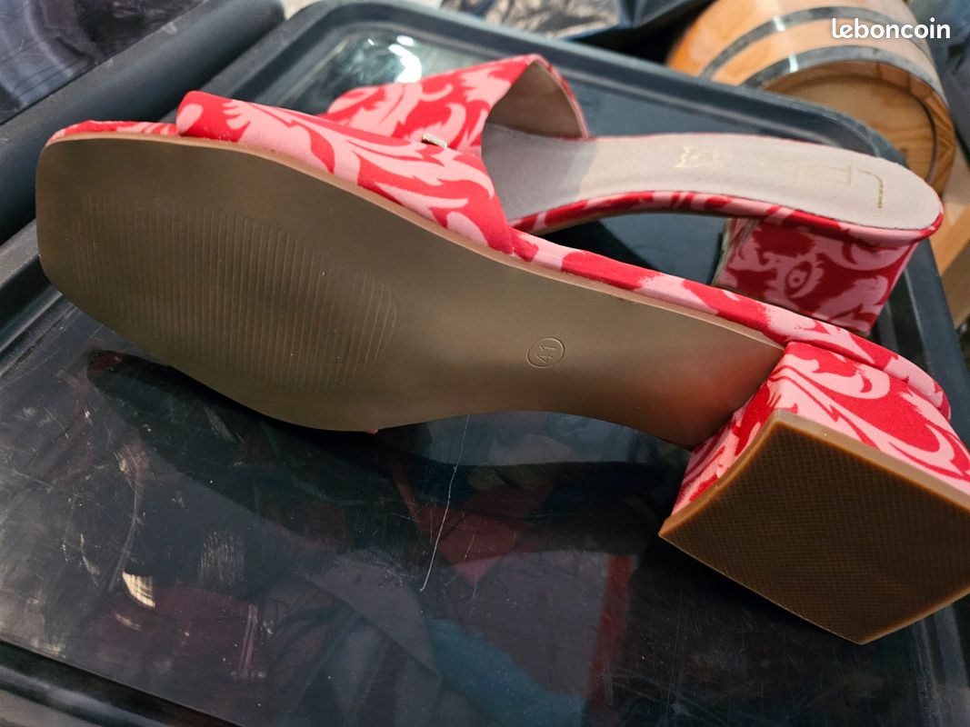 Sandales neuves Les Petites Bombes (image 3)