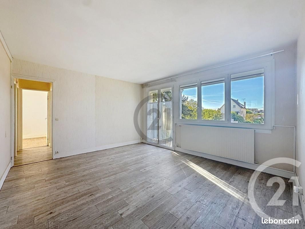 Appartement 3 pièces 61 m² · à Montereau-Fault-Yonne · 61 m² · 120 000 €