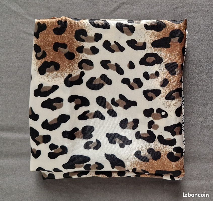 Foulard de sac léopard - NEUF (image 1)