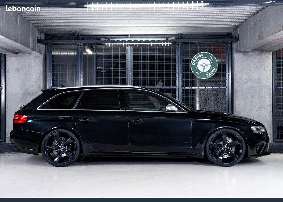 AUDI RS4 Avant B8 - V8 Atmosphérique 4.2 - 450ch - Sièges F1 - Pack carbone (image 2)