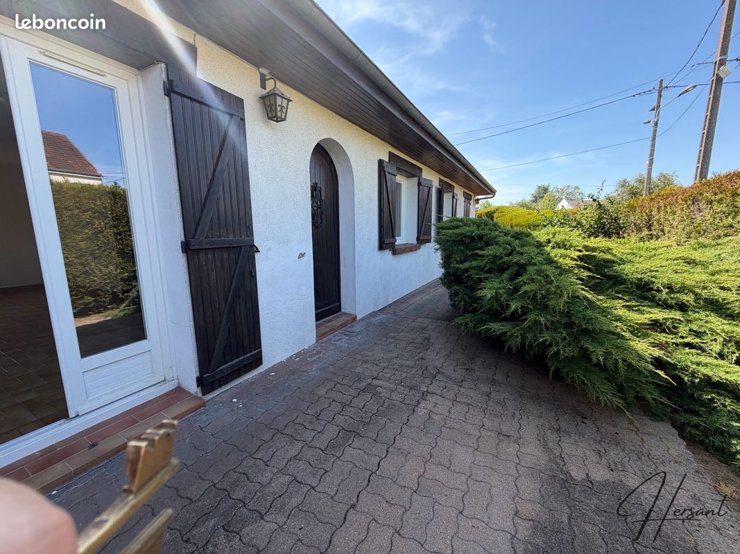 Maison 5 pièces 83 m² · à Chaingy · 83 m² · 843 €