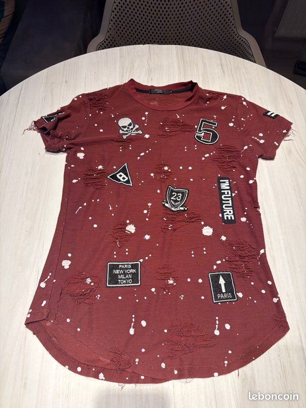 T-shirt (image 1)