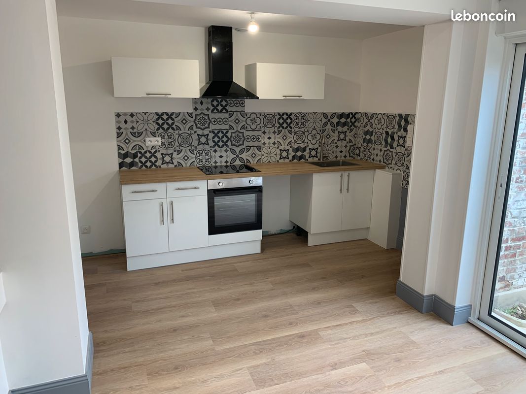 Maison 4 pièces 82 m² · à Saint-Quentin · 81,8 m² · 910 €/mois