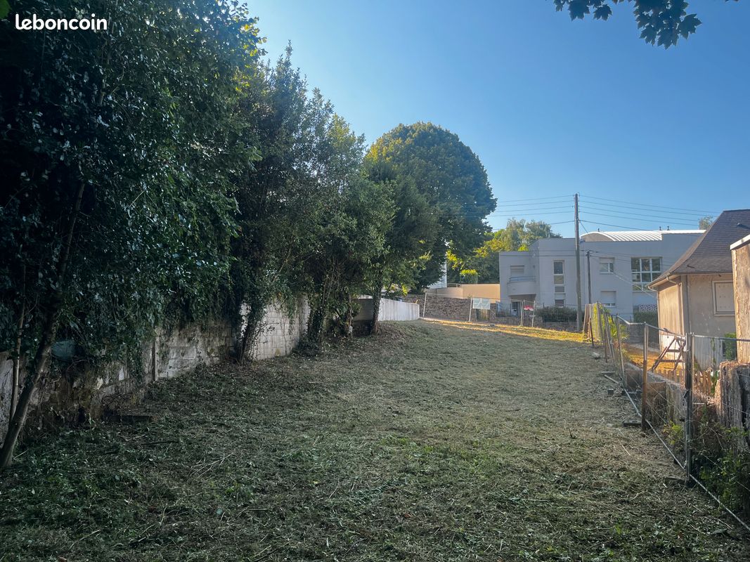 Terrain à bâtir – Nantes – libre constructeur – environnement verdoyant – projet sécurisé · 199 800 €