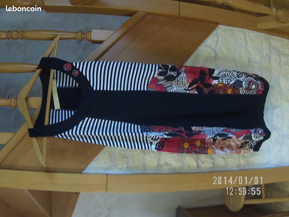 Robe (image 1)