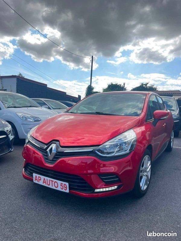 RENAULT CLIO IV TCe 90ch Energy Business, berline, 5 cv, 5 portes (image 1)