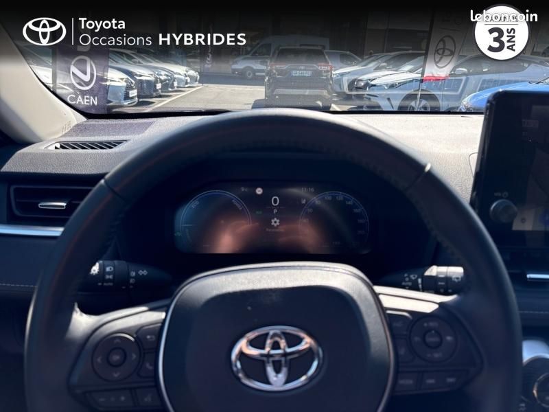 Toyota RAV4 2.5 Hybride 218ch Dynamic Business 2WD Toyota Experience MY25 (image 13)