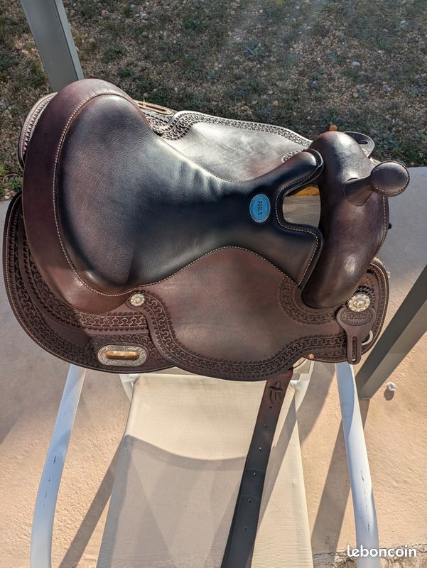 Ancienne Selle Western Vintage - Petite Taille - Cuir - Pour Pièces Ou Réparation