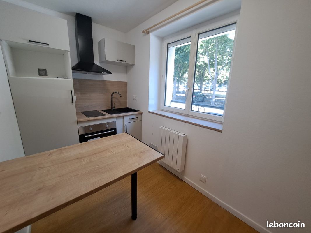 Appartement 1 pièce 21 m² · à Clermont-Ferrand · 21 m² · 430 €/mois