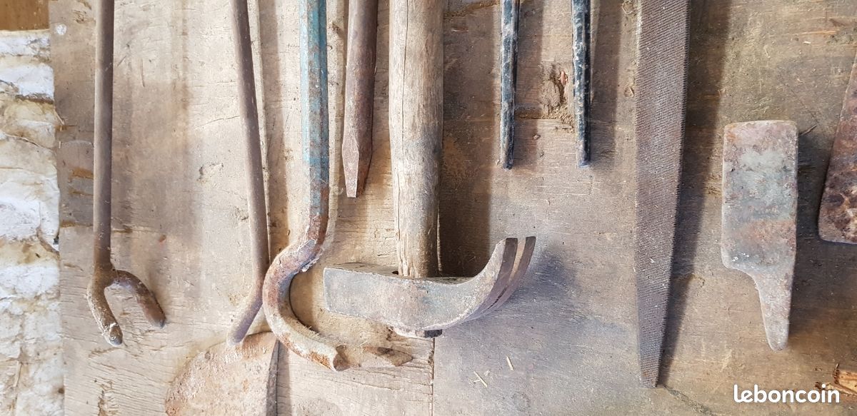 Lot de différents outils de bricolage (image 2)