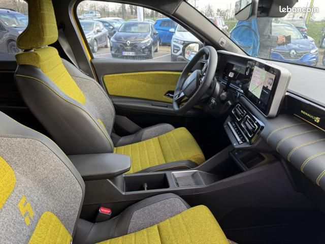 Renault R 5 E-TECH ÉLECTRIQUE RENAULT Electrique 150 ch autonomie confort Iconic cinq (image 17)
