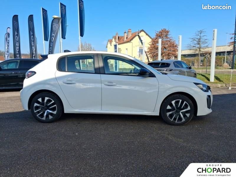 Peugeot 208 Hybrid 100 e-DCS6 Active (image 24)