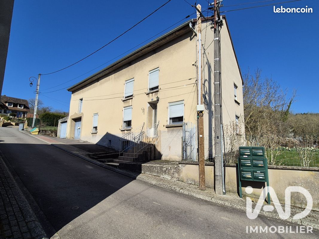 Maison 8 pièces 188 m² · à Rémering · 188 m² · 106 000 €