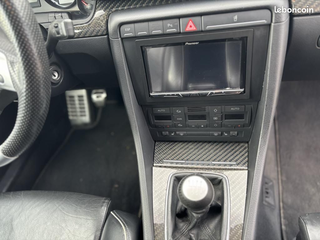 AUDI RS4 AVANT Quattro 4.2i V8 - 420ch - Origine France *ENTRETIEN COMPLET* GARANTIE 12 MOIS (image 22)