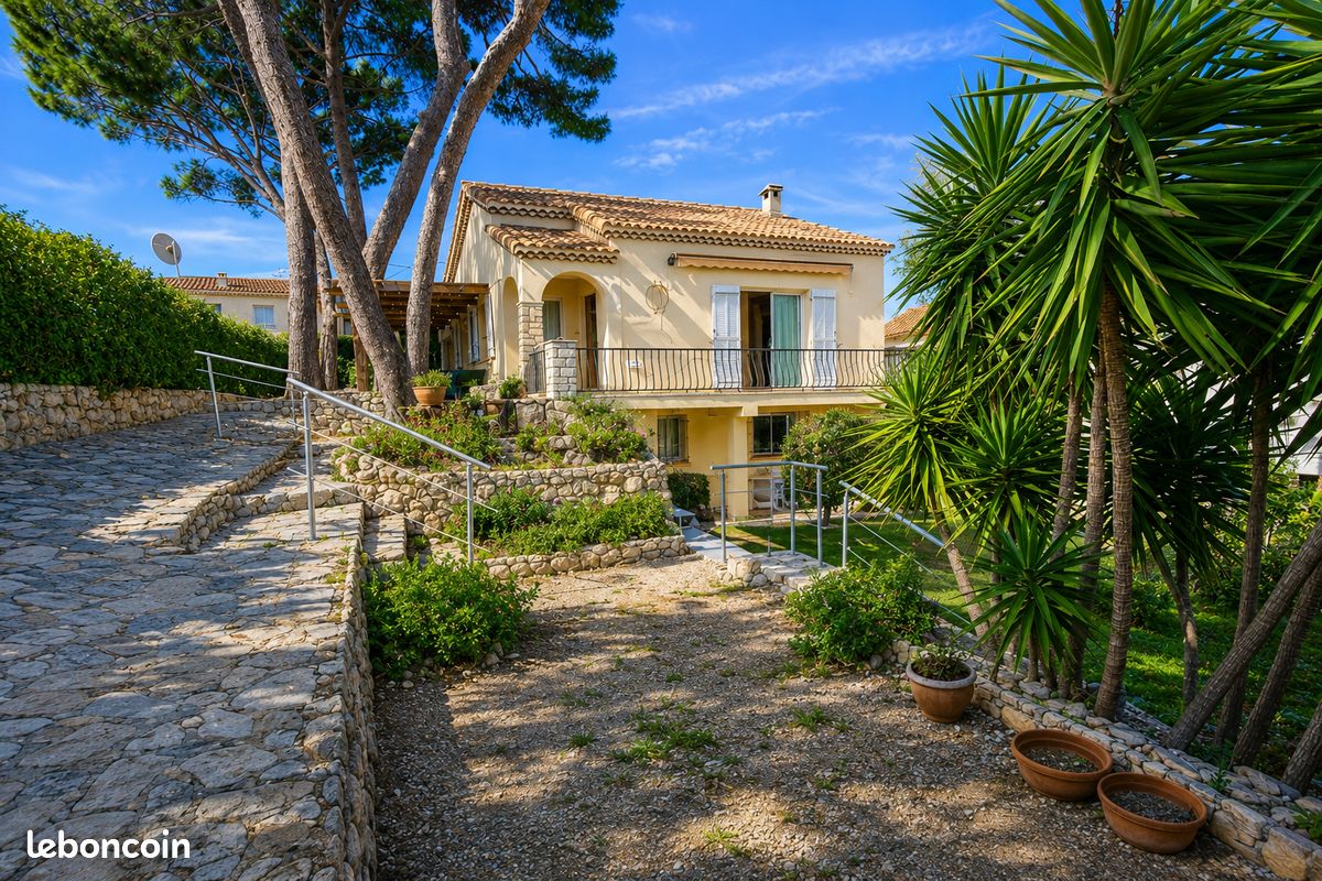 Maison 7 pièces 170 m² · à Martigues · 170 m² · 650 000 €