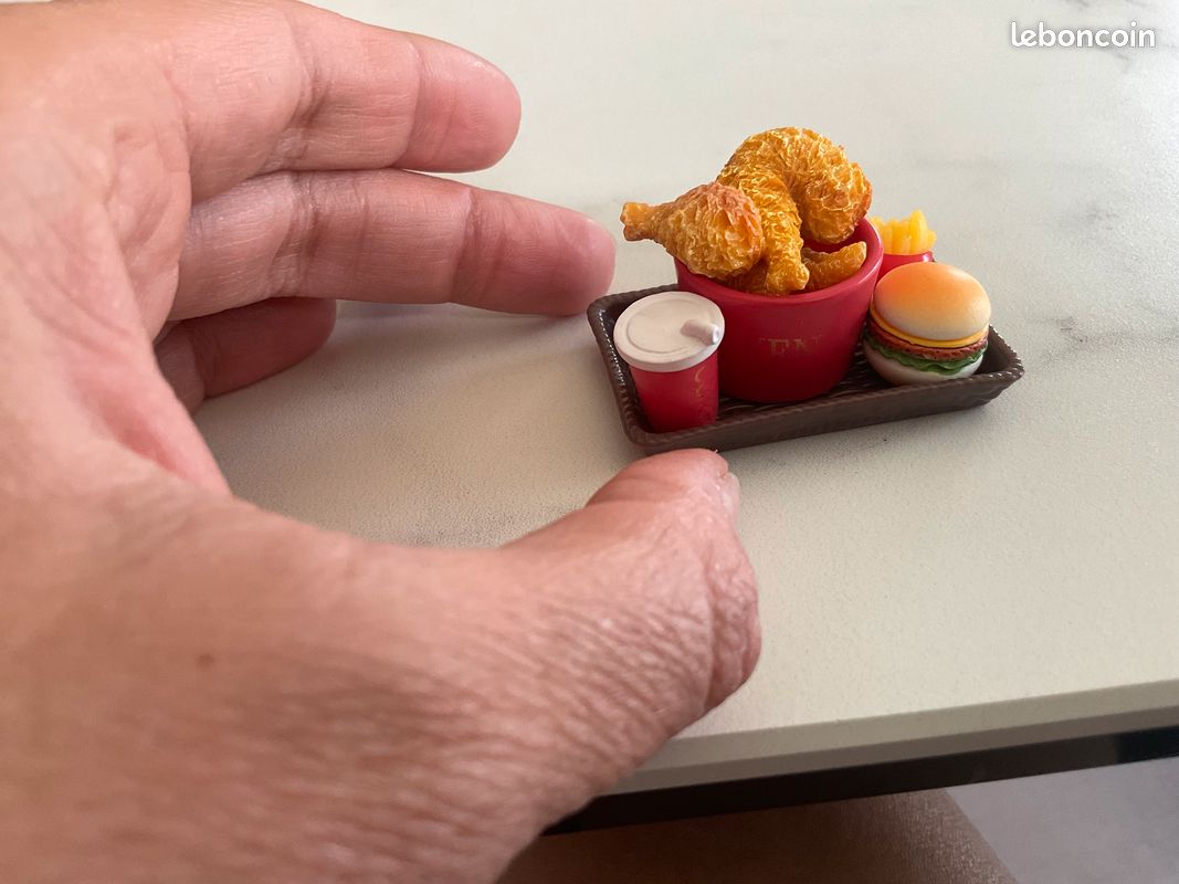 Plateau De Fête Miniature 1:12 Saucisse, Salami, Jambon, Fromage - Pour Maison De Poupée, Fait Main En Résine