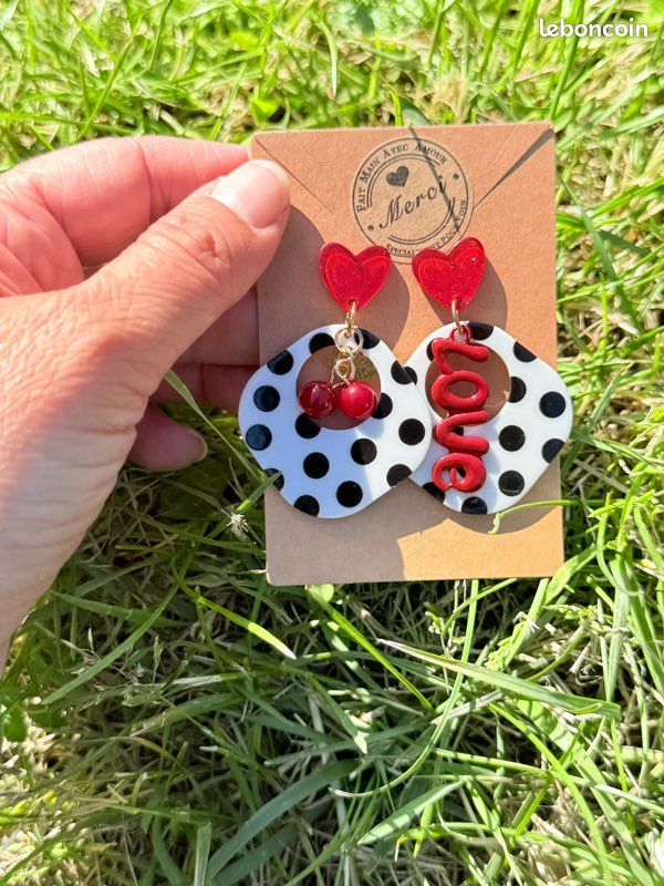 Boucles d’oreilles pin up love (image 6)