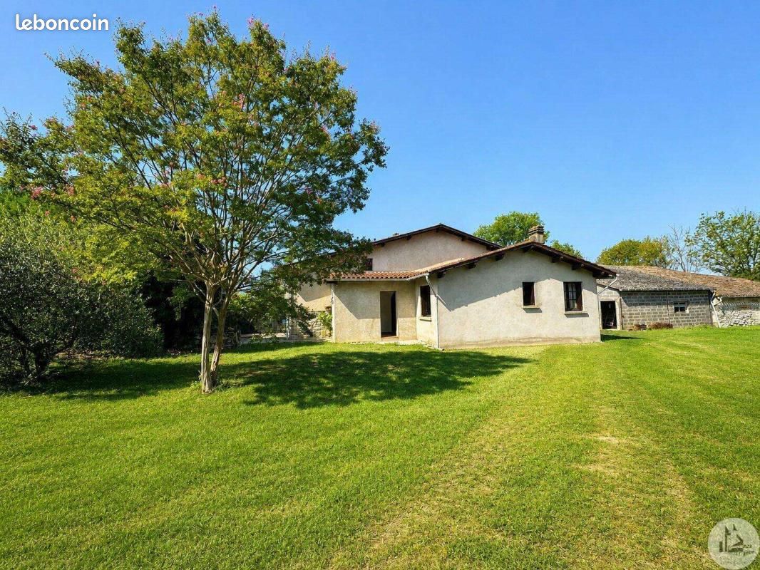 Maison 6 pièces 167 m² · à Castillonnès · 167 m² · 263 940 €