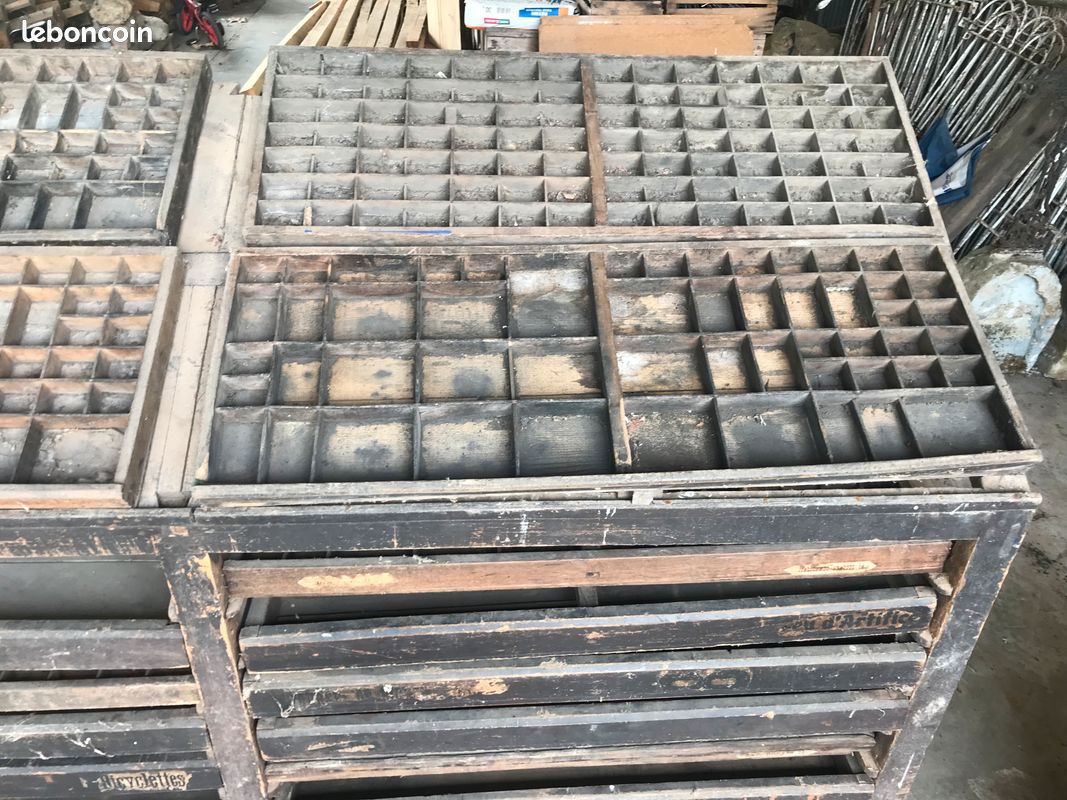 2 meubles d'imprimerie avec tiroirs de casse (image 4)