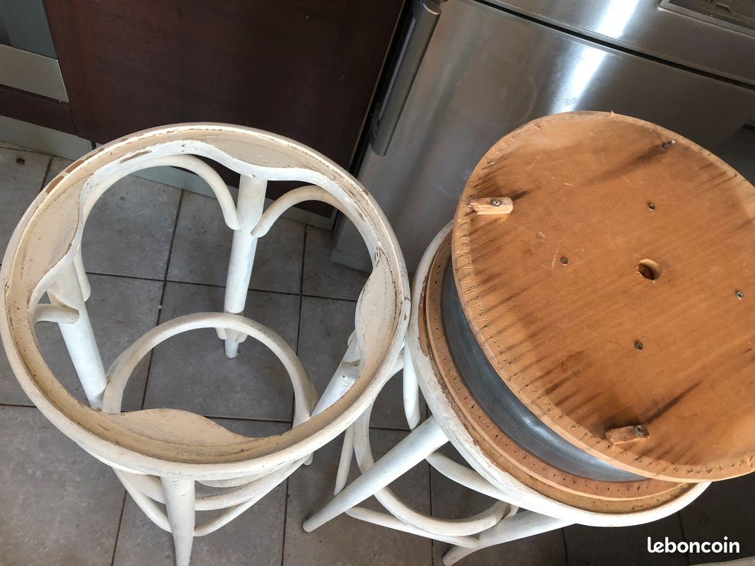 Paire de tabourets Thonet (image 3)