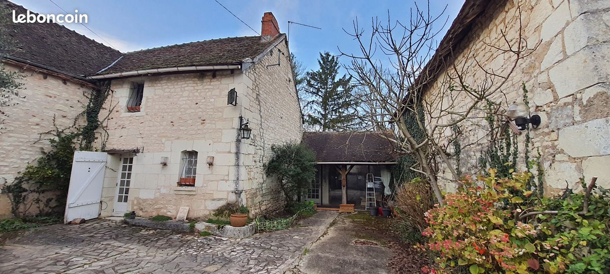 Maison 3 pièces 100 m² · à Lésigny · 100 m² · 40 000 €