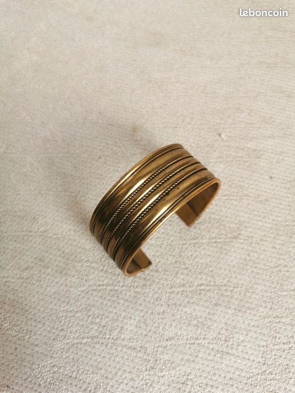 Bijoux ethniques africains bracelet manchette touareg en bronze doré or gravé femme large réglable ajustable mauritanien - Mauritanie 012
