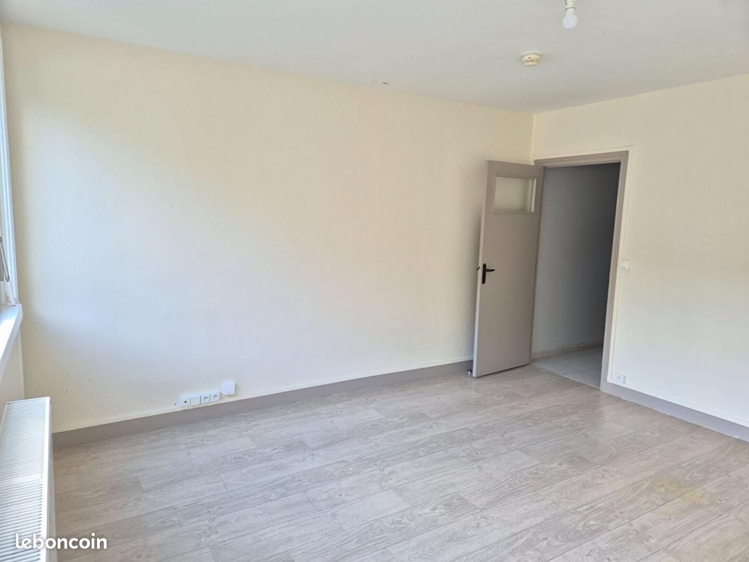 Appartement a louer saint-lo - 1 pièce(s) - 30 m2 - Surfyn