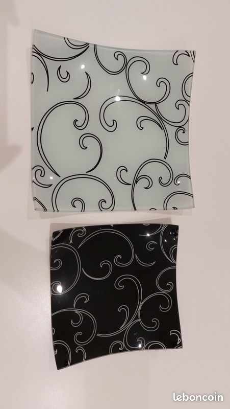Dessous plat en verre (image 1)