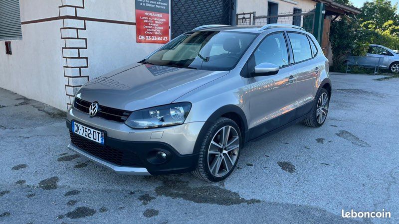 Volkswagen Polo Cross 1.6 TDI 16V 105 cv BVM CROSS JANTES ALUMINIUM (image 1)
