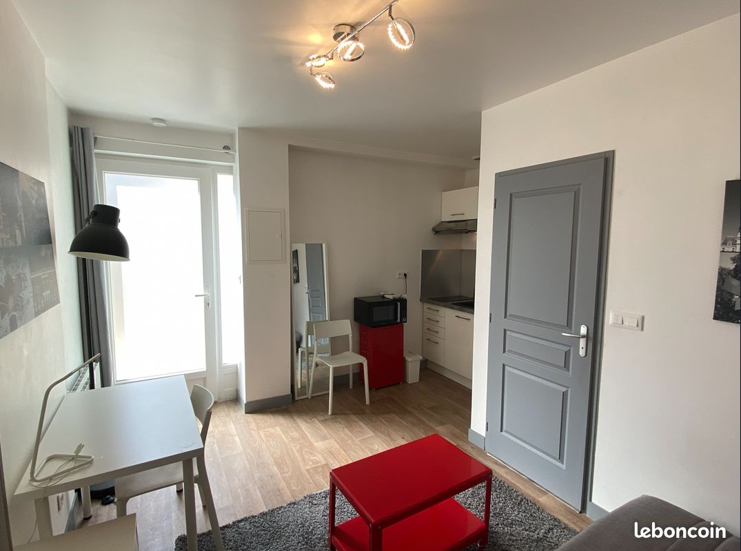 Appartement 1 pièce 17 m² · à Compiègne · 17 m² · 500 €/mois