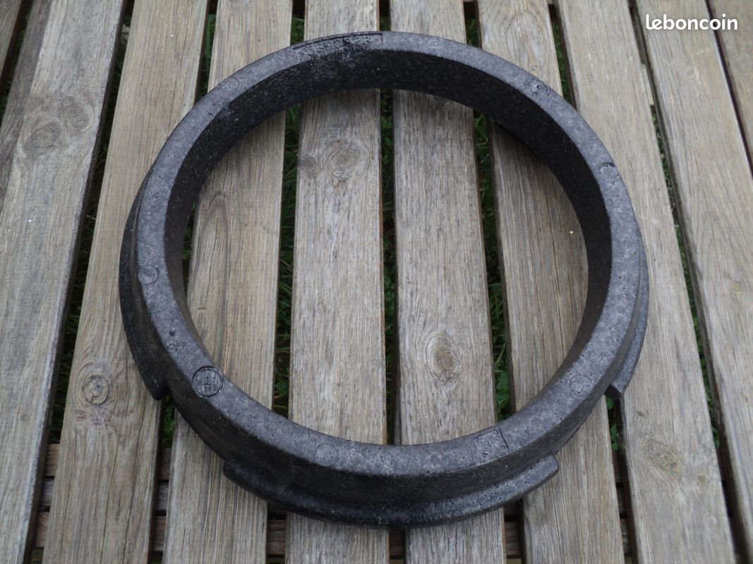 Support cric polystyrène Lancia Y10 (image 1)