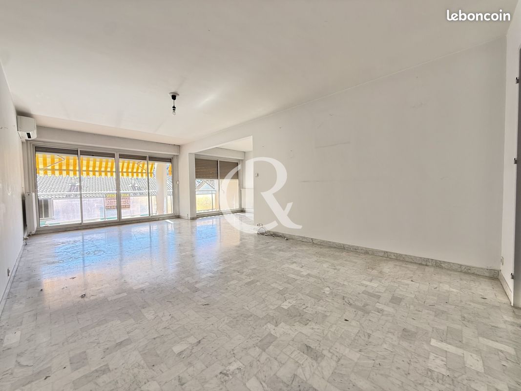 Appartement 4 pièces 92 m² · à Hyères · 92 m² · 280 000 €