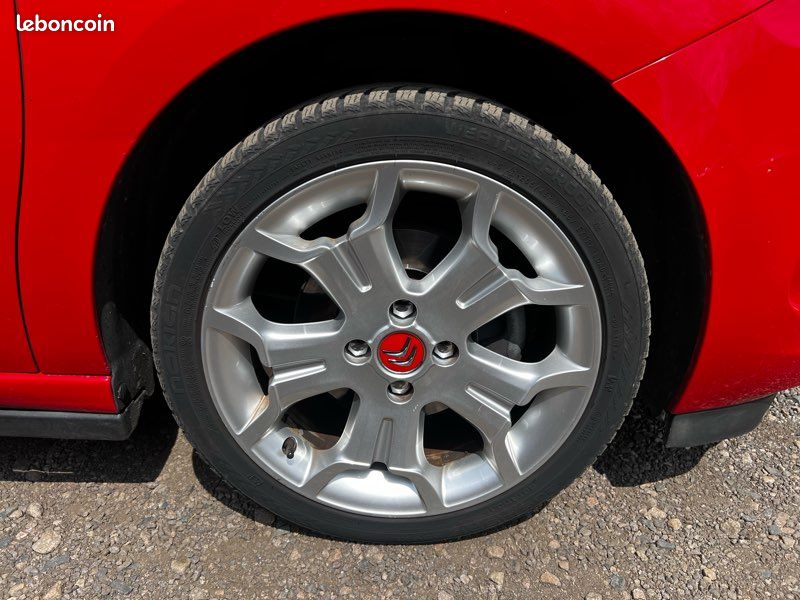 Citroën DS3 1.6 THP 156 cv / carnet à jour (image 6)