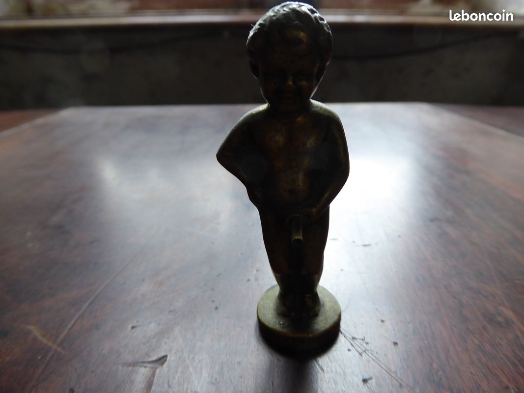 Manneken pis en bronze (image 4)