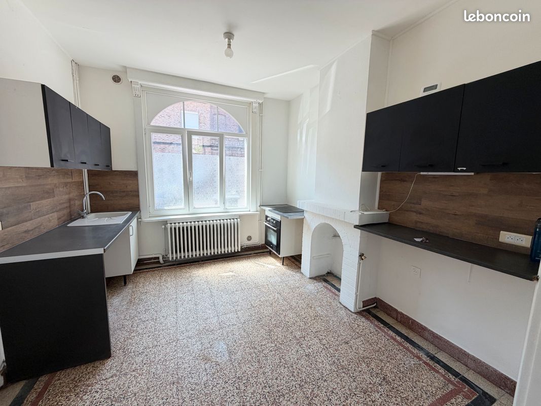Maison 5 pièces 100 m² · à Mouvaux · 100 m² · 1 260 €