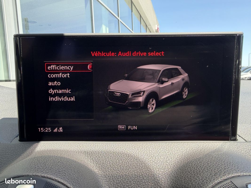 AUDI Q2 35 TDI 150 S tronic 7 Business line (image 13)