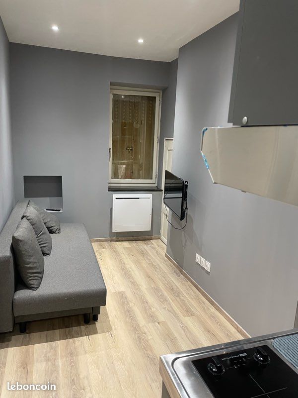Appartement 1 pièce 14 m² · à Chambéry · 14 m² · 350 €