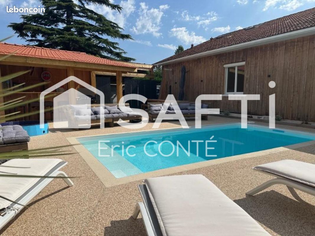 Maison 8 pièces 158 m² · à Gujan-Mestras · 158 m² · 599 000 €