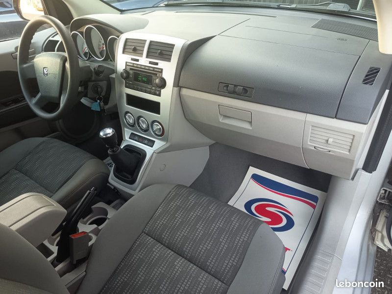 Dodge CALIBER 2.0 CRD SE 140 CV (image 8)