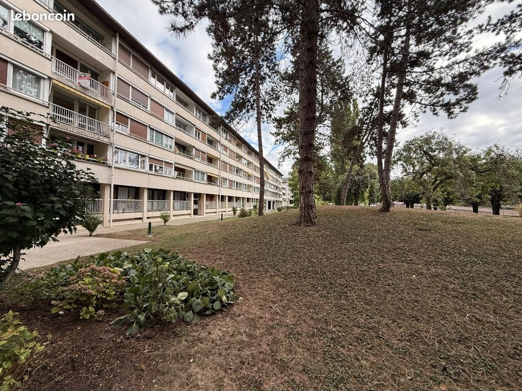 Appartement 3 pièces 78 m² · à Reims · 78 m² · 142 000 €