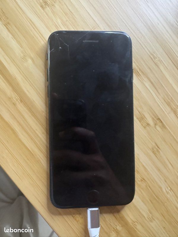 Iphone se 64gb (image 3)